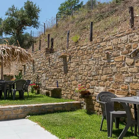 Semesterbostad L'antica Pietra Perdifumo